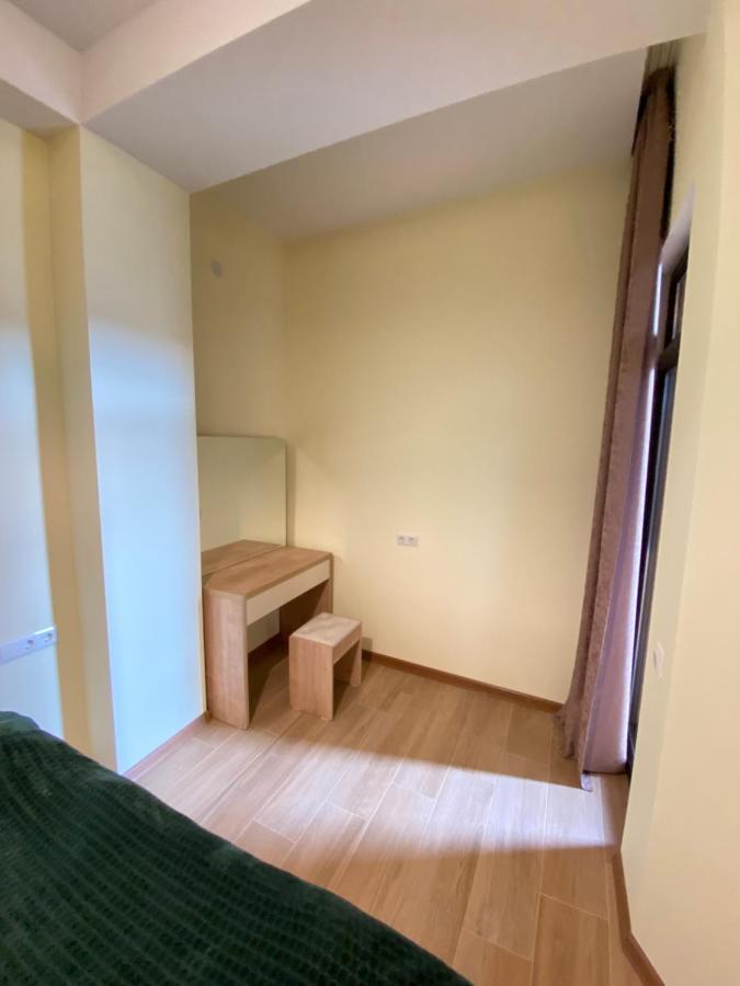 Lovely And Cozy Apartment! Κουτάισι Εξωτερικό φωτογραφία