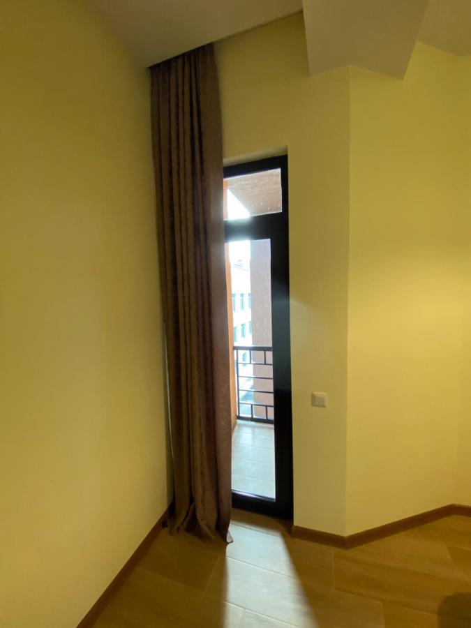 Lovely And Cozy Apartment! Κουτάισι Εξωτερικό φωτογραφία