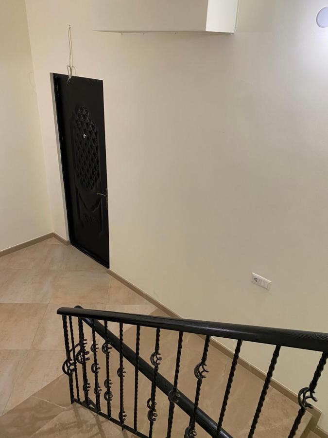 Lovely And Cozy Apartment! Κουτάισι Εξωτερικό φωτογραφία